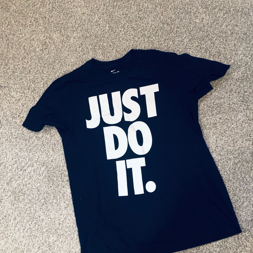 Nike just do it tee mens size xl black and white
